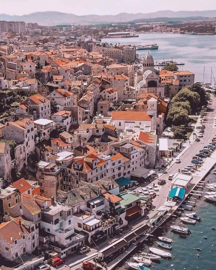 Apartments Lucija Solaris Σίμπενικ Εξωτερικό φωτογραφία