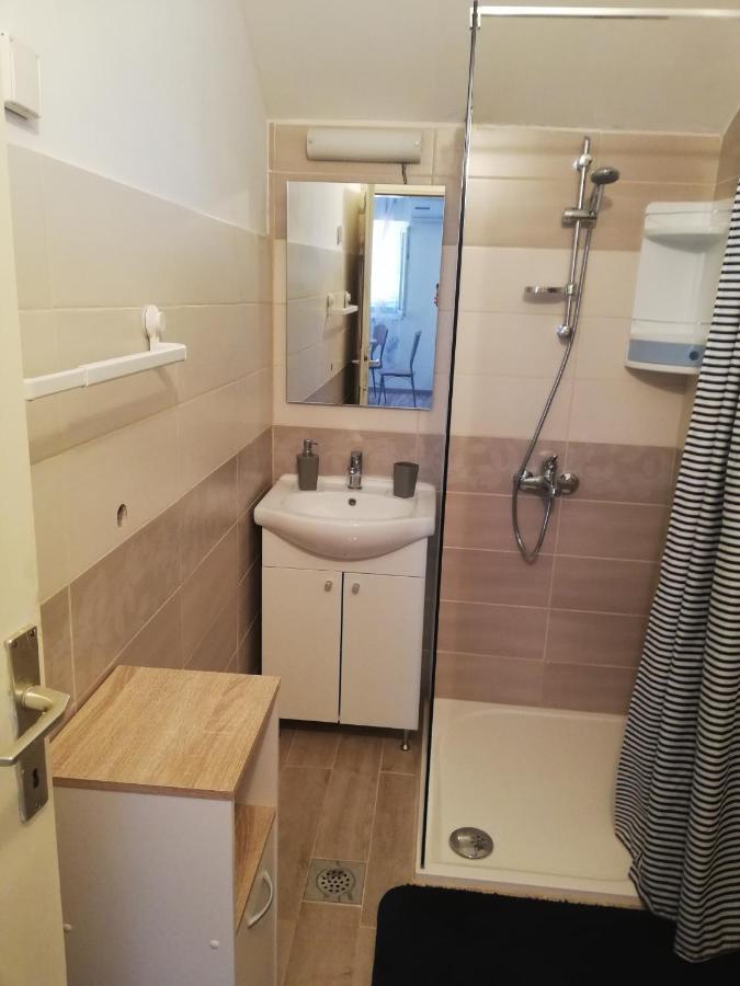 Apartments Lucija Solaris Σίμπενικ Εξωτερικό φωτογραφία